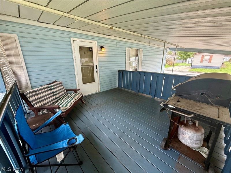 607 Sugar Pines Drive SW, Warren, OH 44076 Photo 5