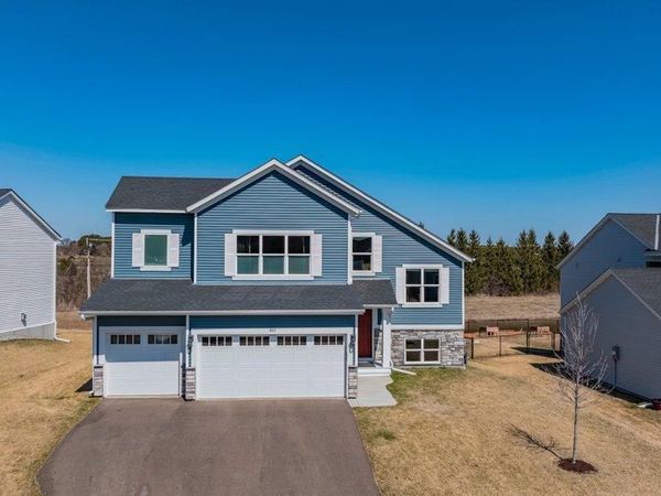 460 Bruce Larson Way, Somerset, WI 54025