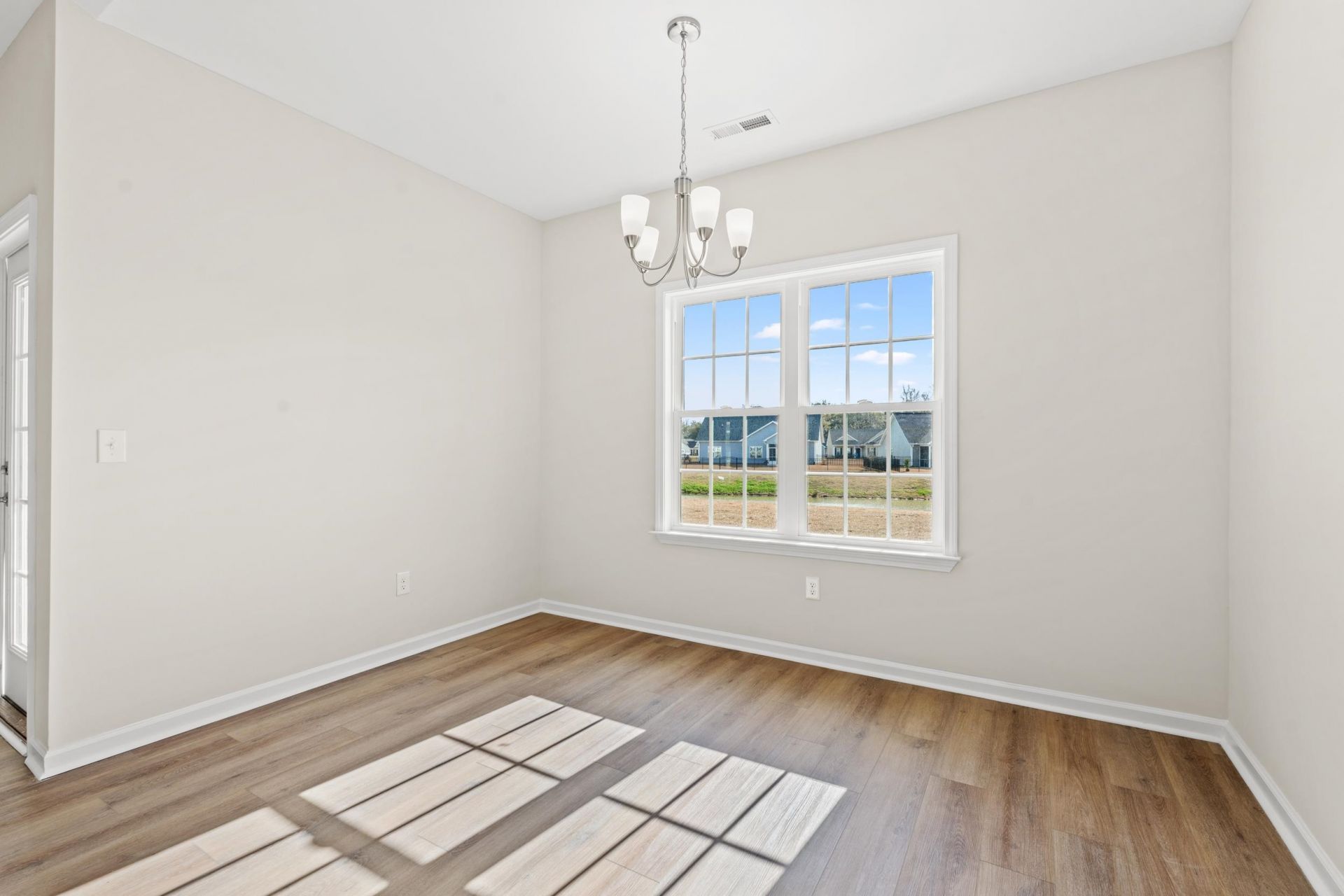 1141 Pecan Grove Blvd. Photo 9