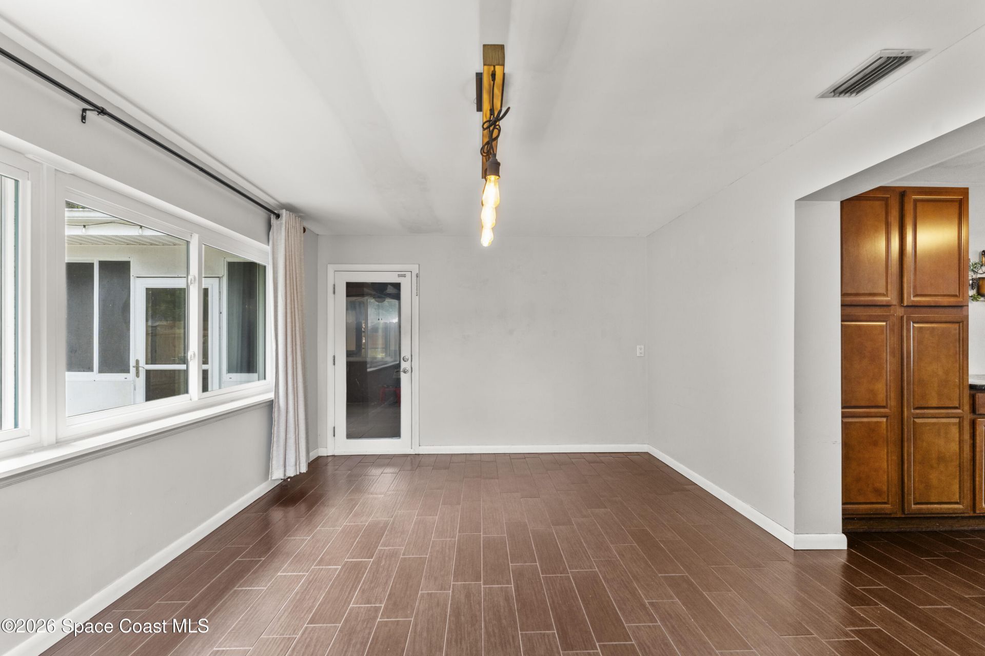 157 E Laila Drive , West Melbourne, FL 32904 Photo