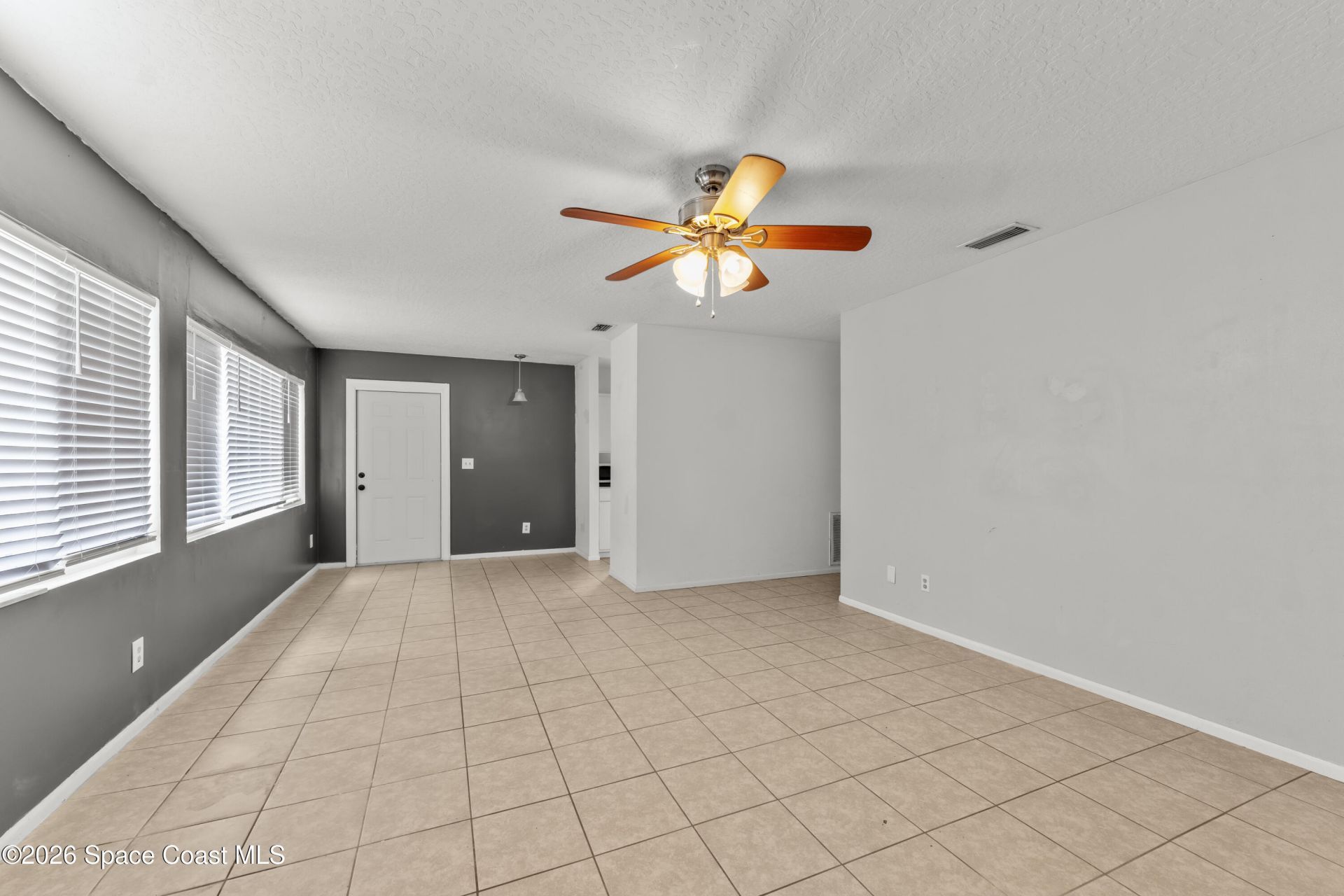 157 E Laila Drive , West Melbourne, FL 32904 Photo