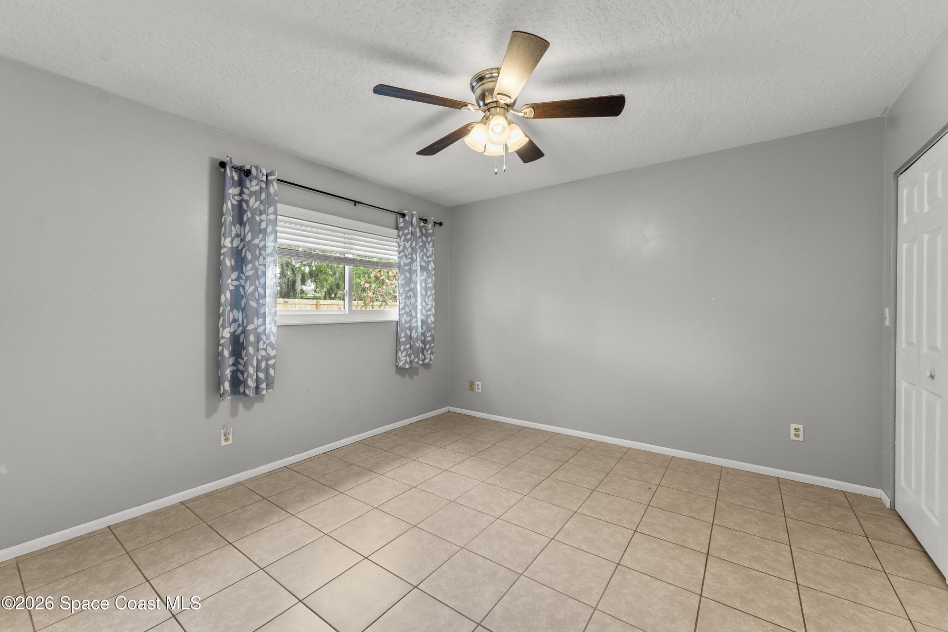 157 E Laila Drive , West Melbourne, FL 32904 Photo