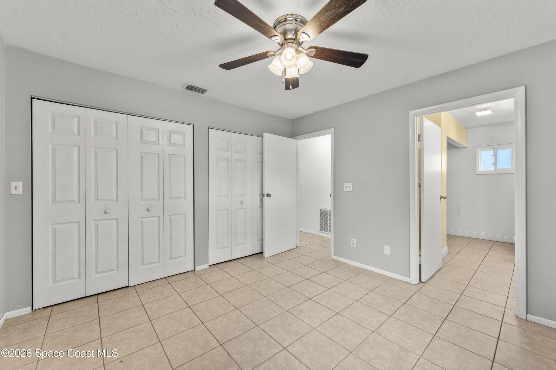 157 E Laila Drive , West Melbourne, FL 32904 Photo