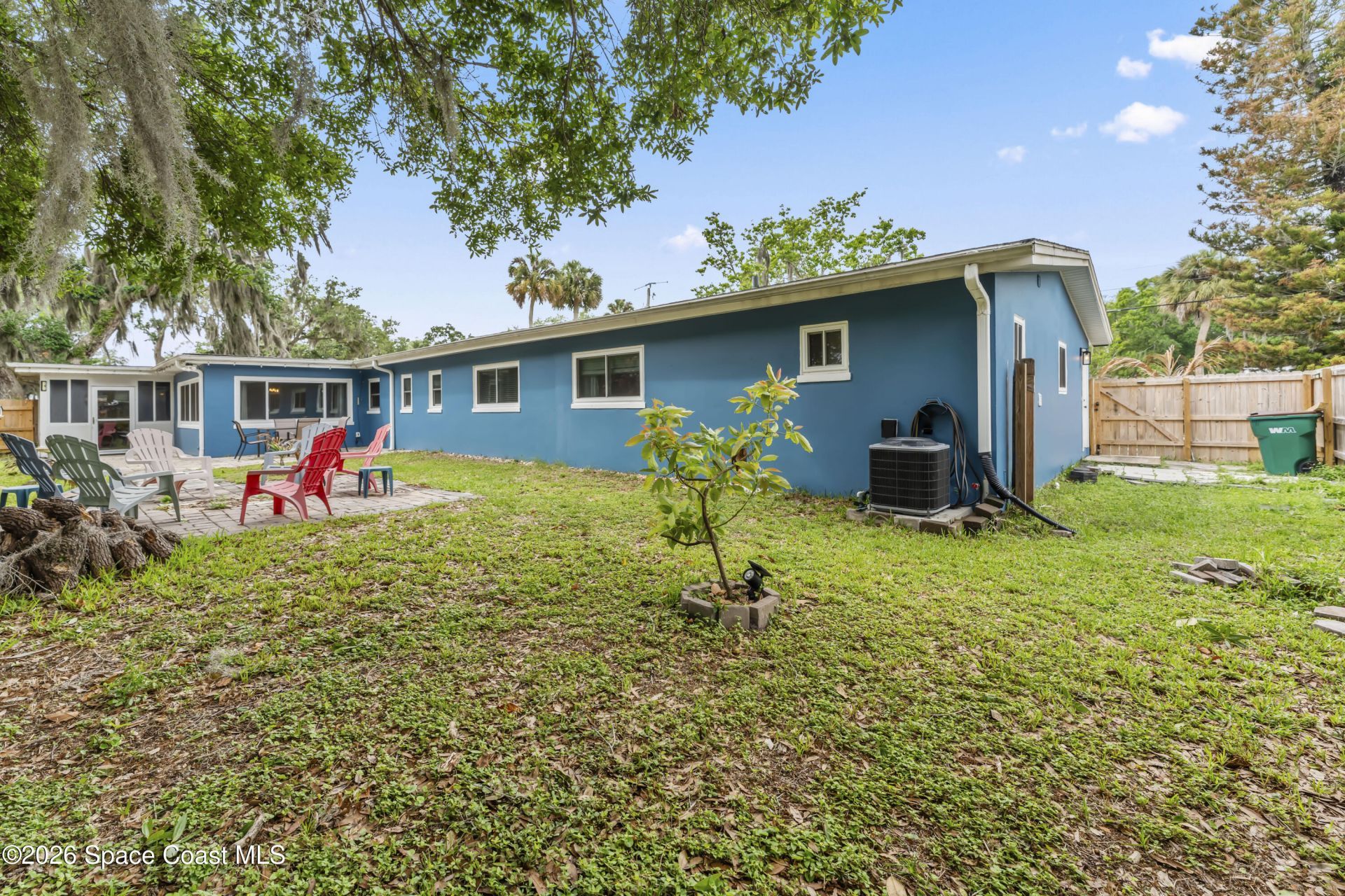 157 E Laila Drive , West Melbourne, FL 32904 Photo