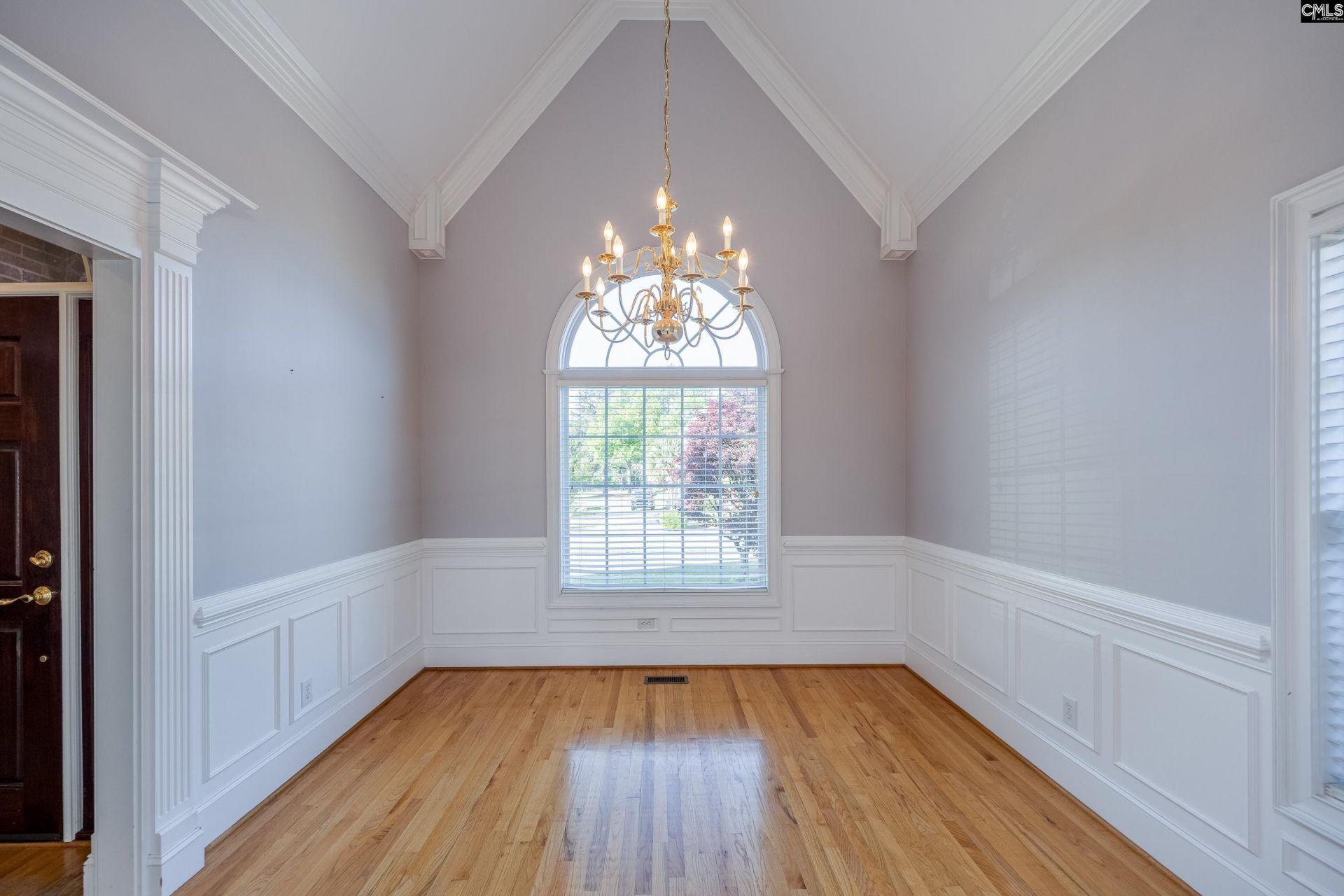 135 Clubhouse Drive Photo 10