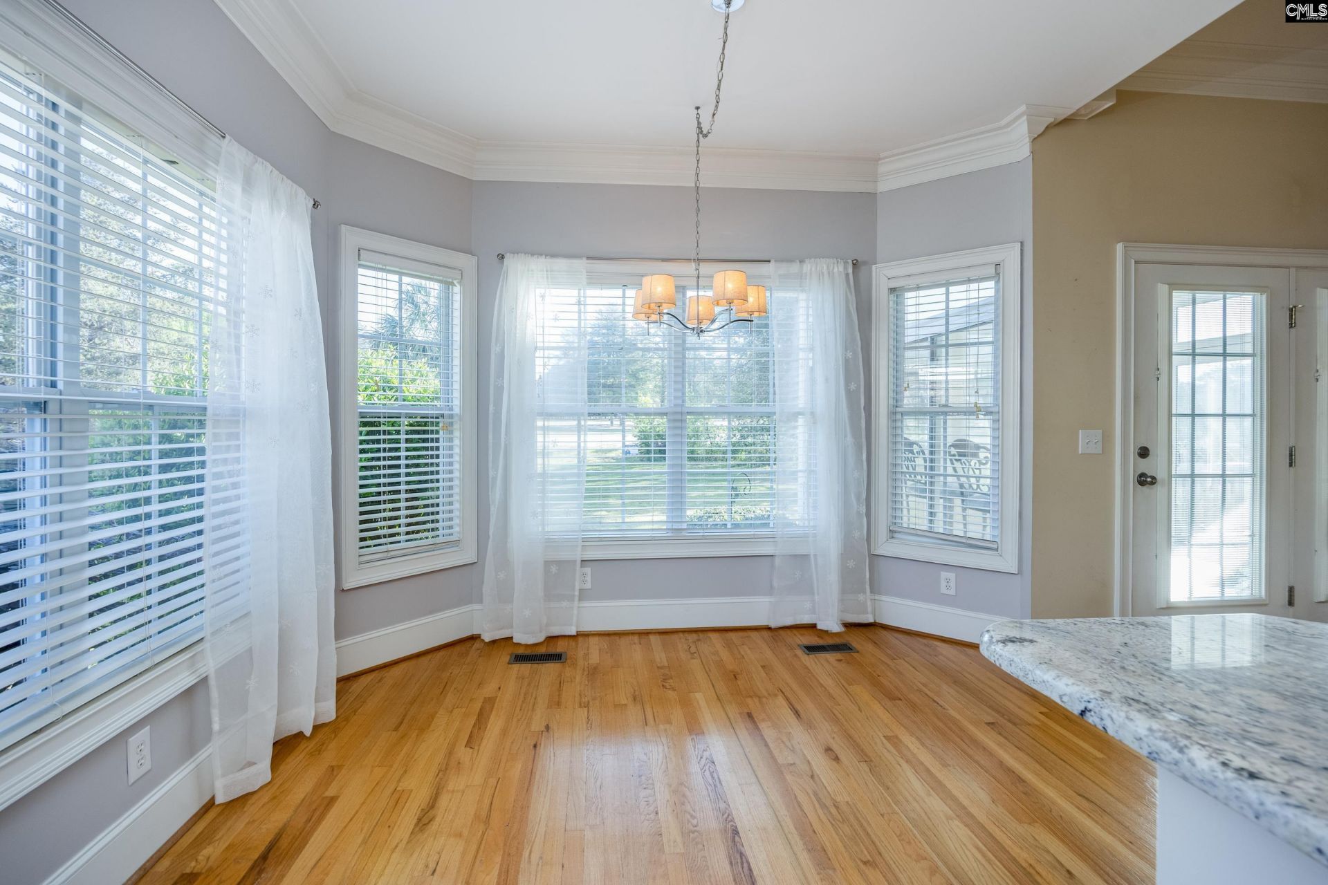 135 Clubhouse Drive Photo 18