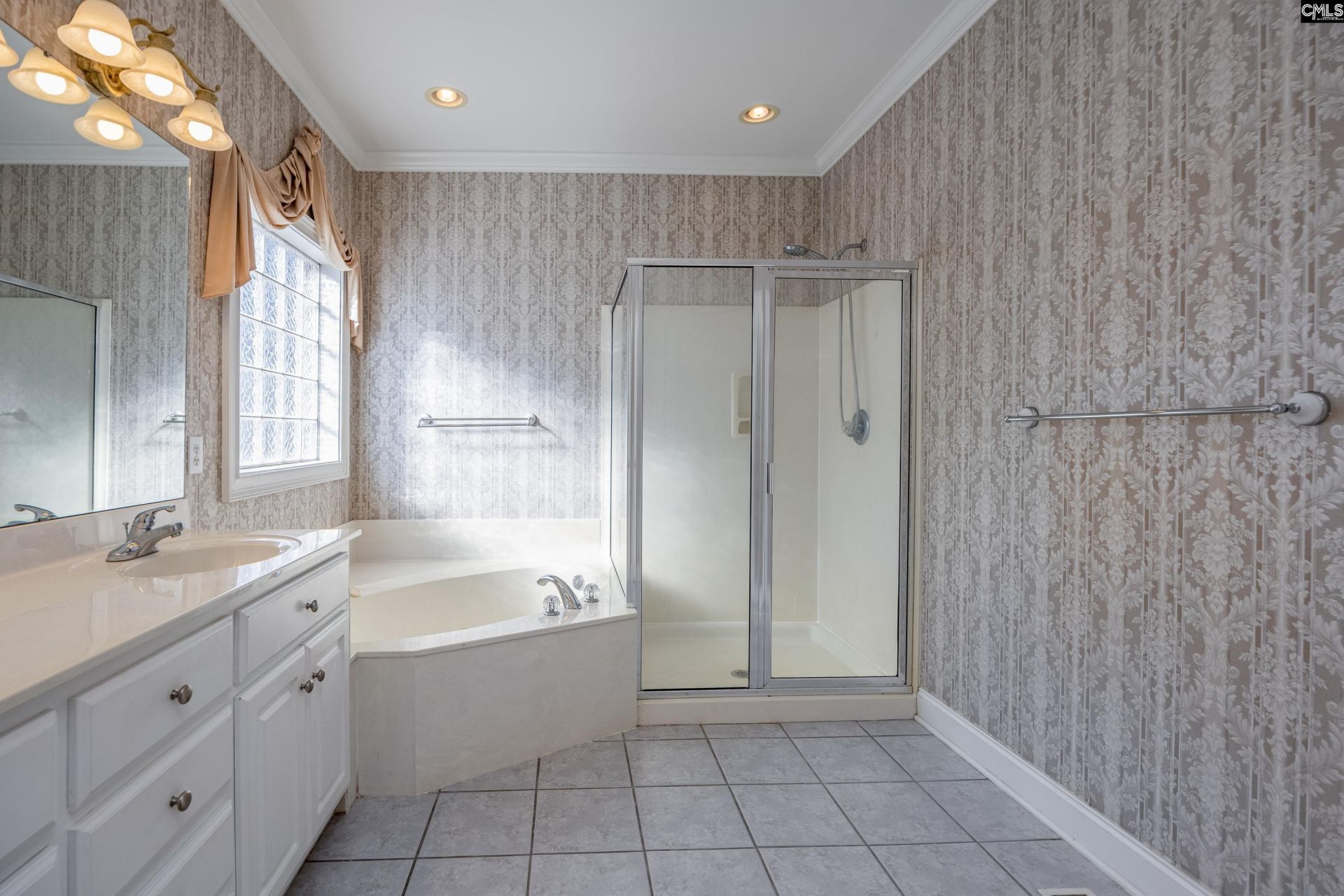 135 Clubhouse Drive Photo 31