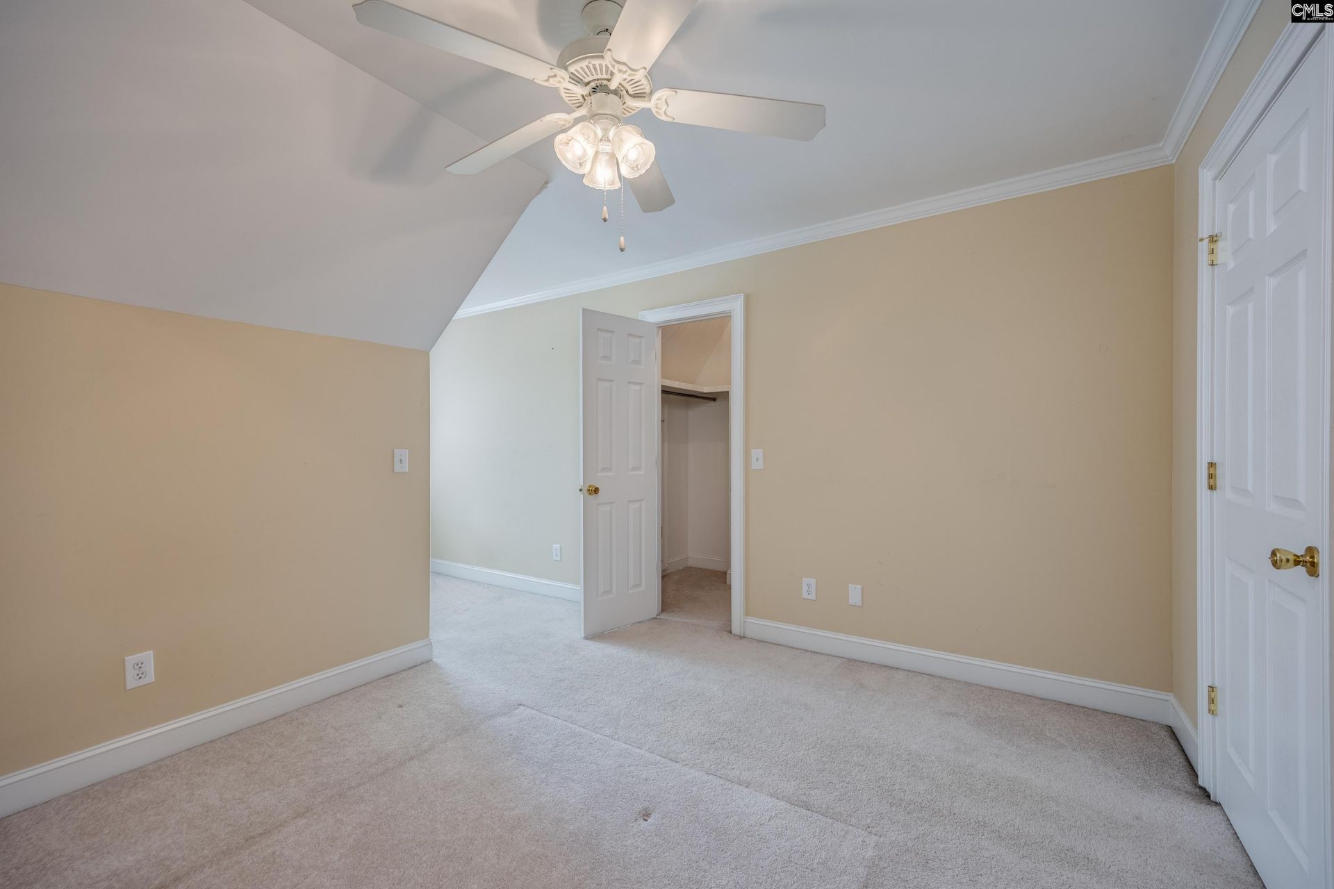 135 Clubhouse Drive Photo 42