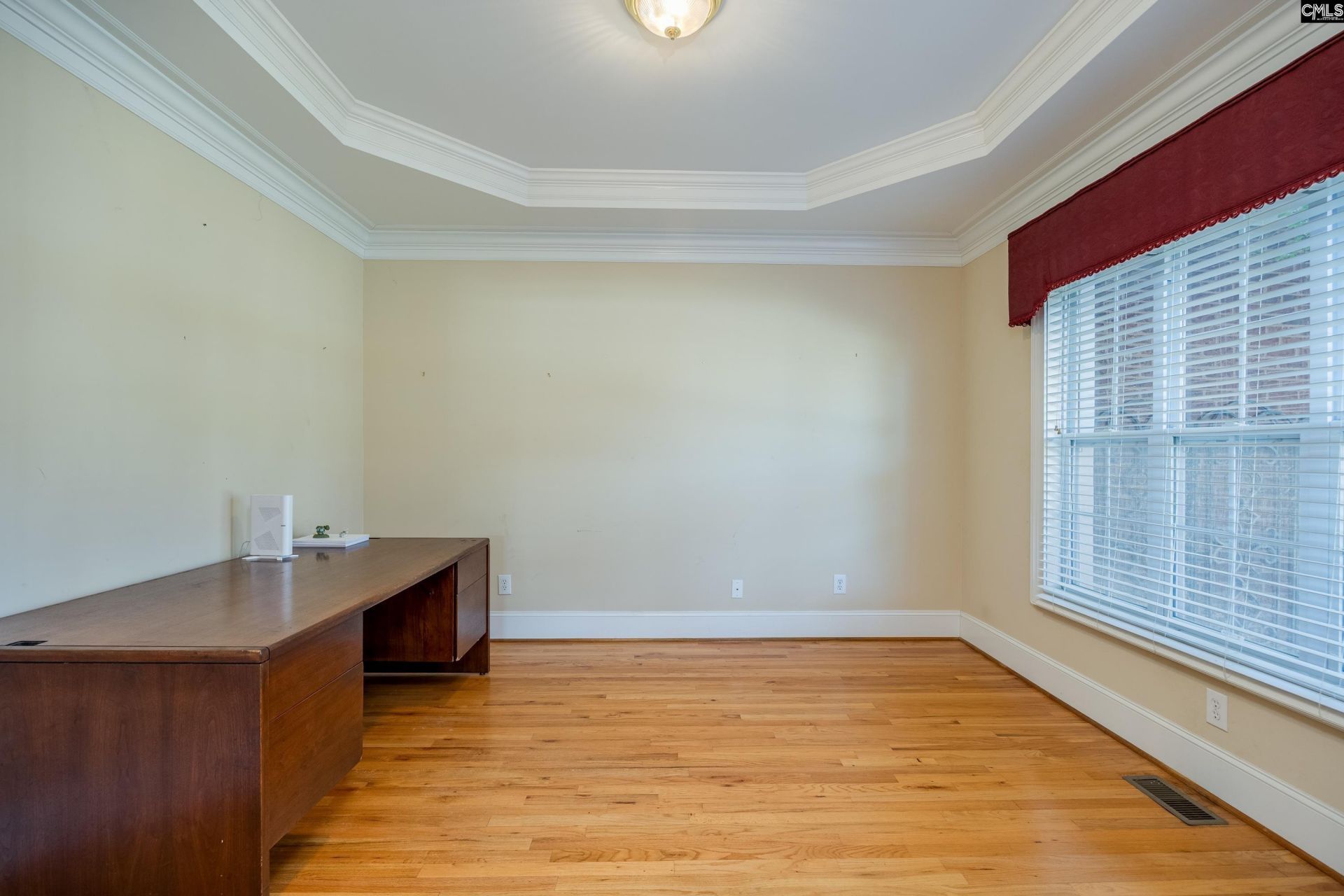 135 Clubhouse Drive Photo 7