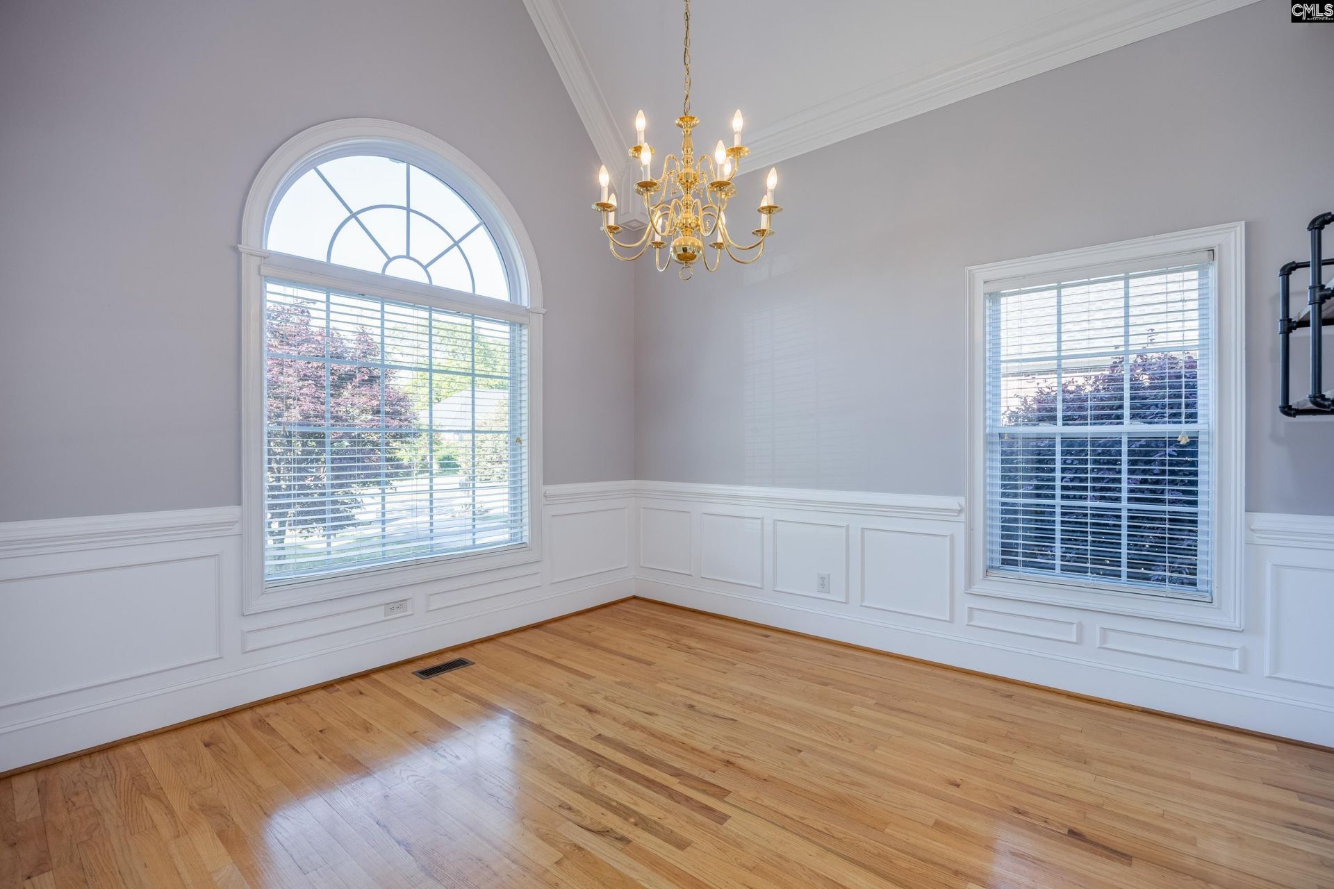 135 Clubhouse Drive Photo 9