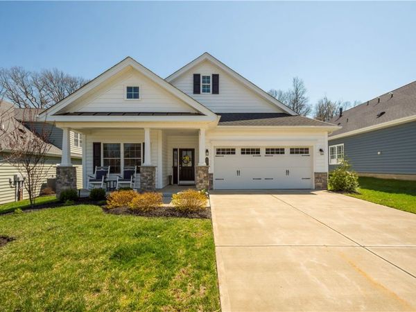 6067 Liberty Blvd., Gibsonia, PA 15044