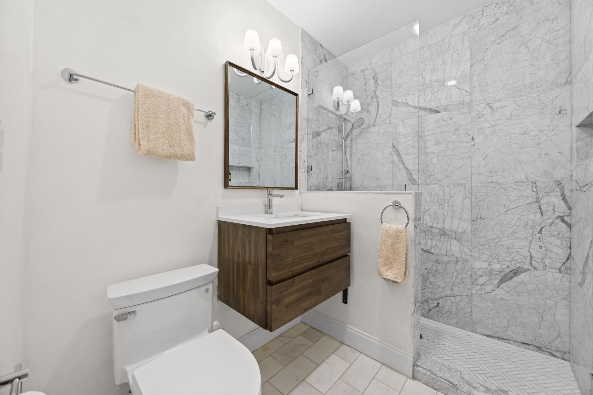 634 NE 17th Way, Fort Lauderdale, FL 33304 Photo