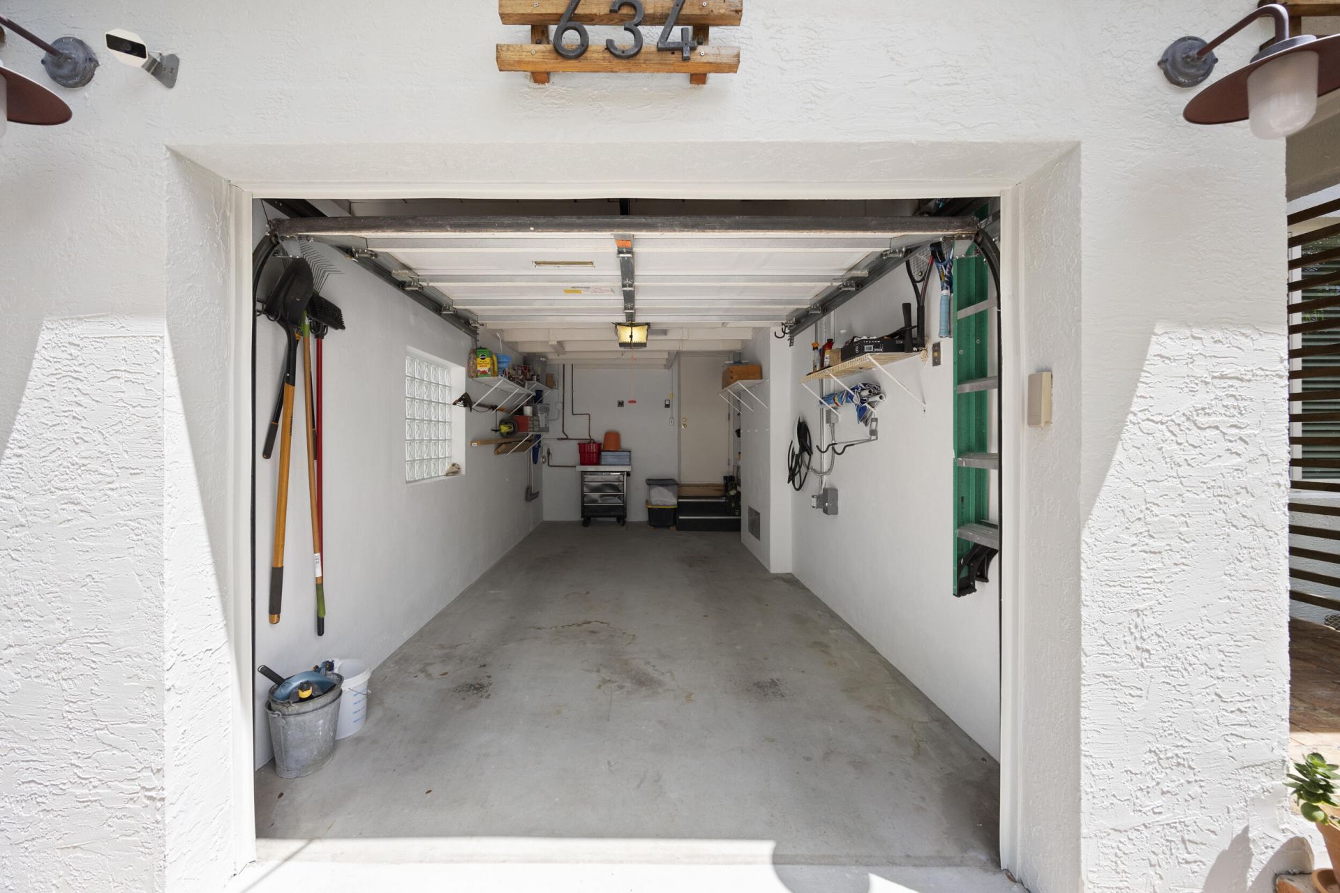 634 NE 17th Way, Fort Lauderdale, FL 33304 Photo