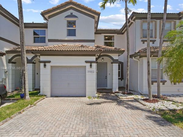 11613 NW 78th St, Unit 11613, Doral, FL 33178