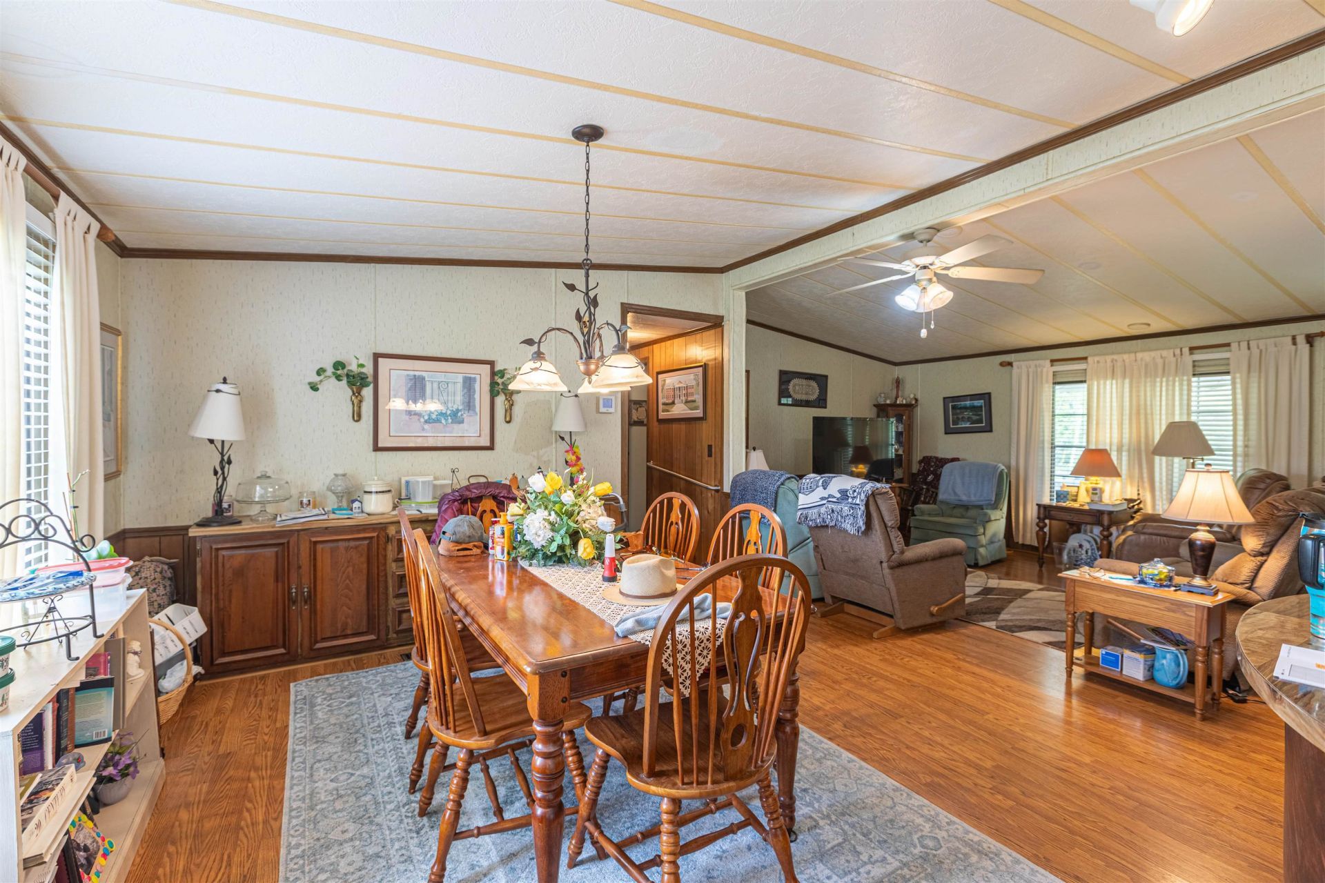 8946 Highmarket St. Photo 10