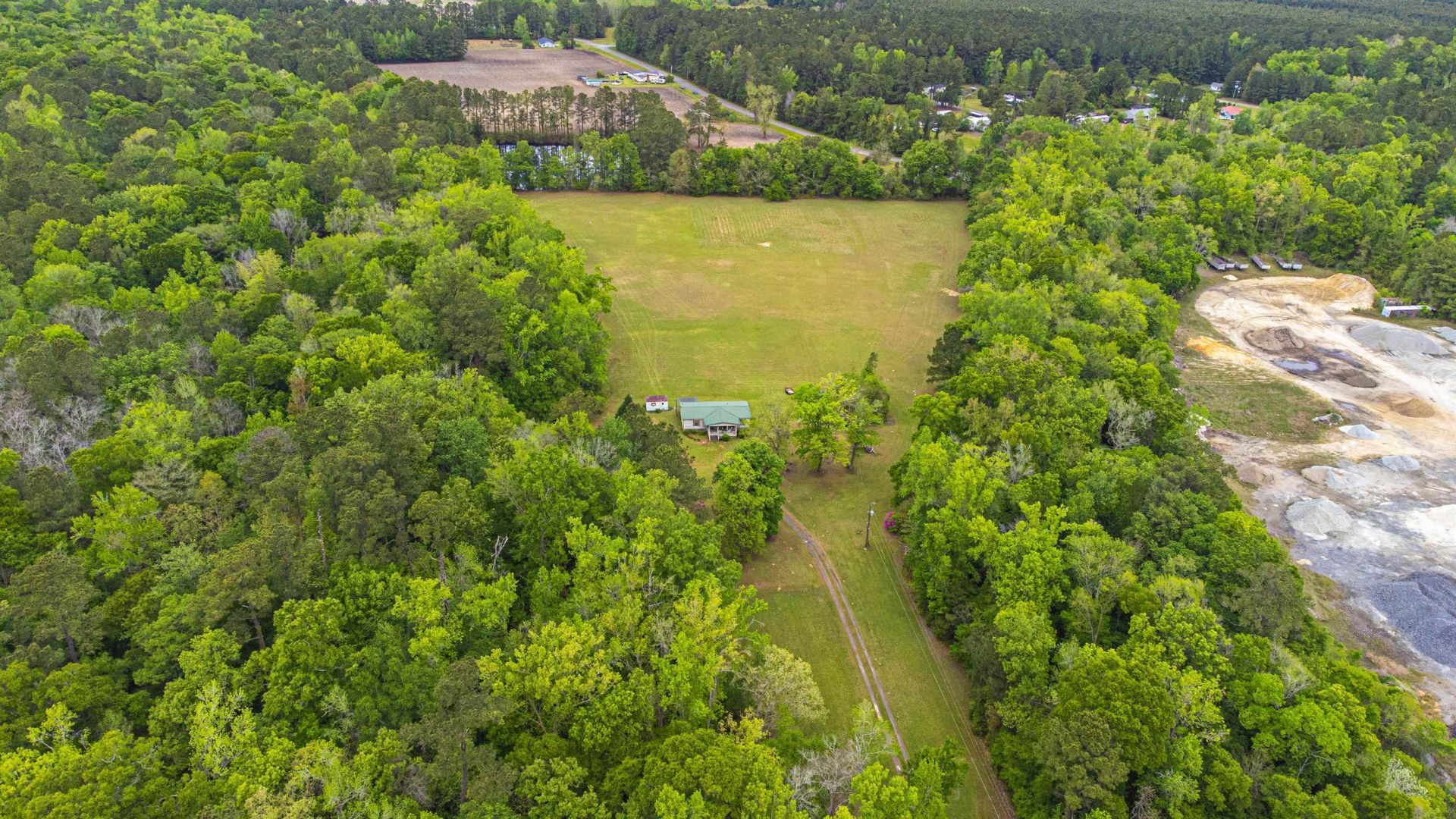 8946 Highmarket St. Photo 55