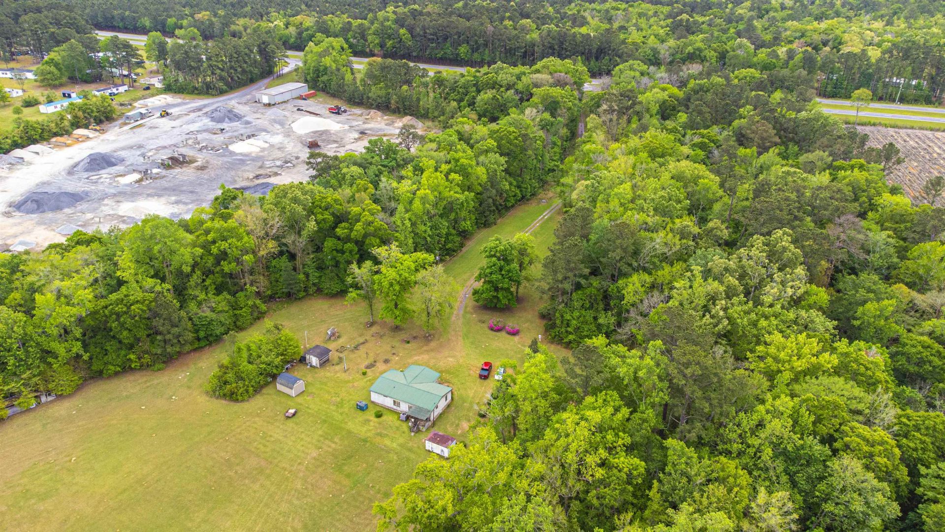 8946 Highmarket St. Photo 59