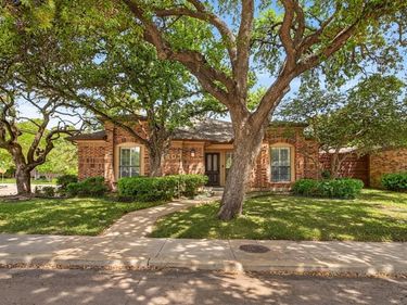 16603 Cleary Circle, Dallas, TX 75248