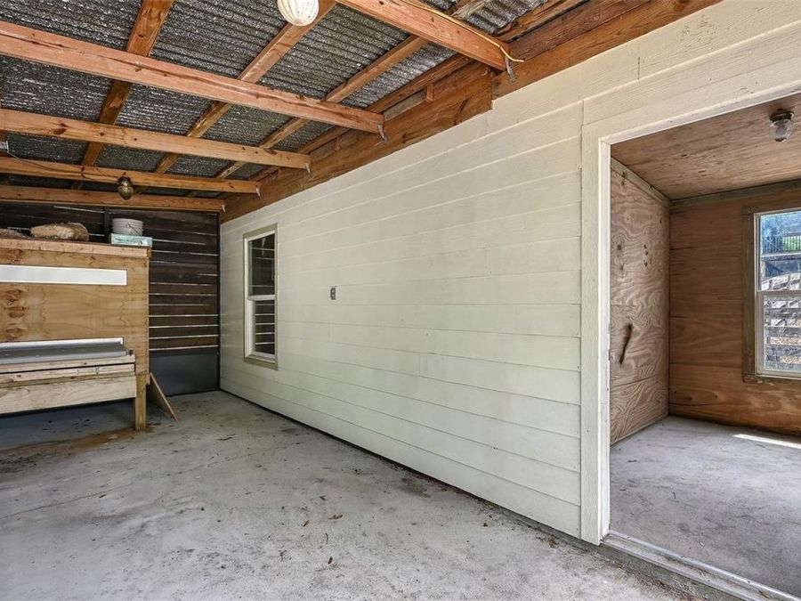Property Image 95