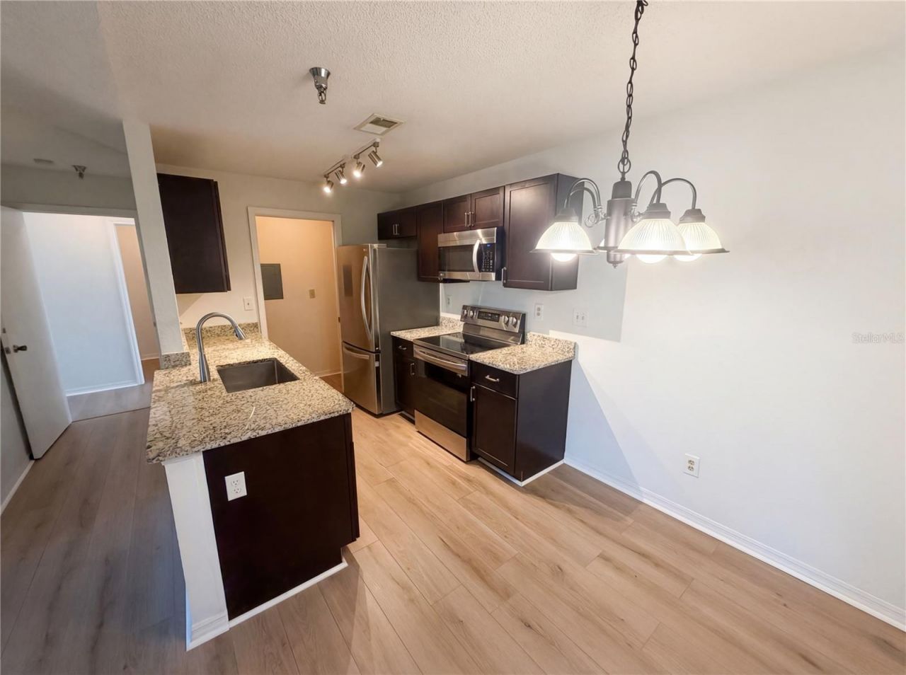 10265 Gandy Boulevard N, Unit 1008, Saint Petersburg, FL 33702 Photo