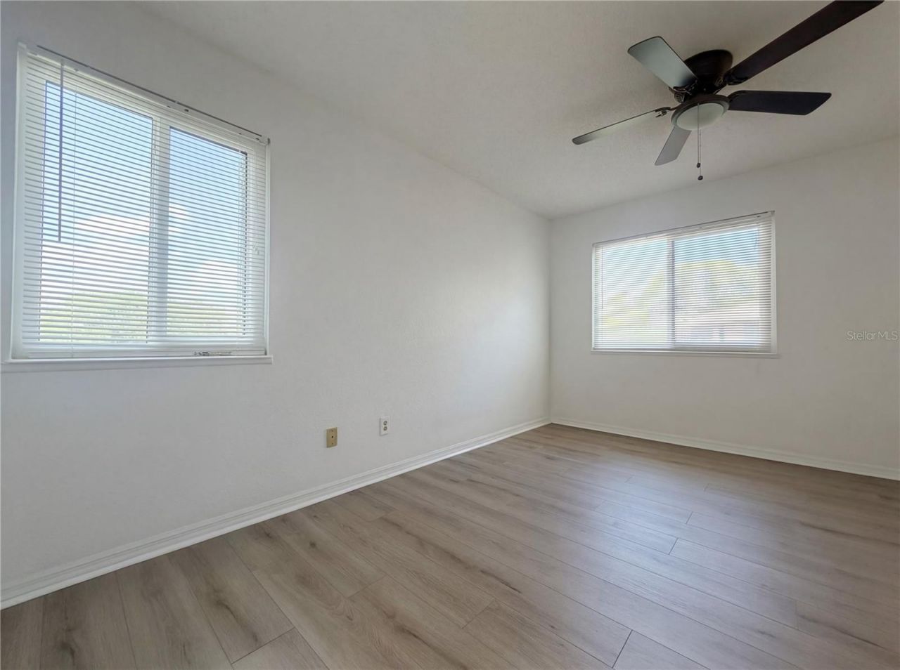 10265 Gandy Boulevard N, Unit 1008, Saint Petersburg, FL 33702 Photo