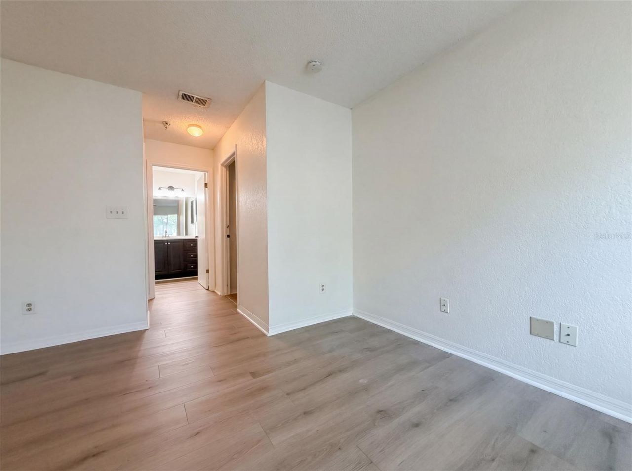 10265 Gandy Boulevard N, Unit 1008, Saint Petersburg, FL 33702 Photo