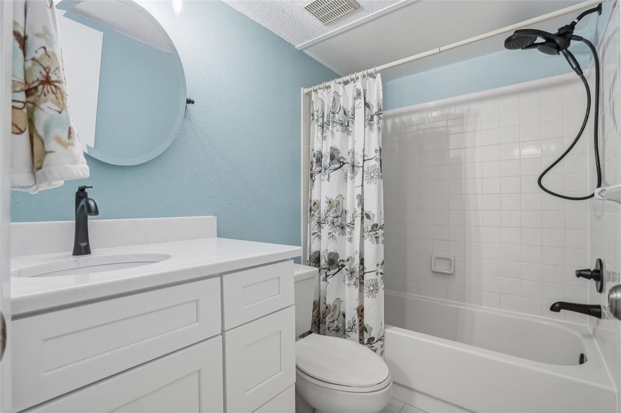 500 Santa Cruz Place Ne, Unit D, Saint Petersburg, FL 33703 Photo