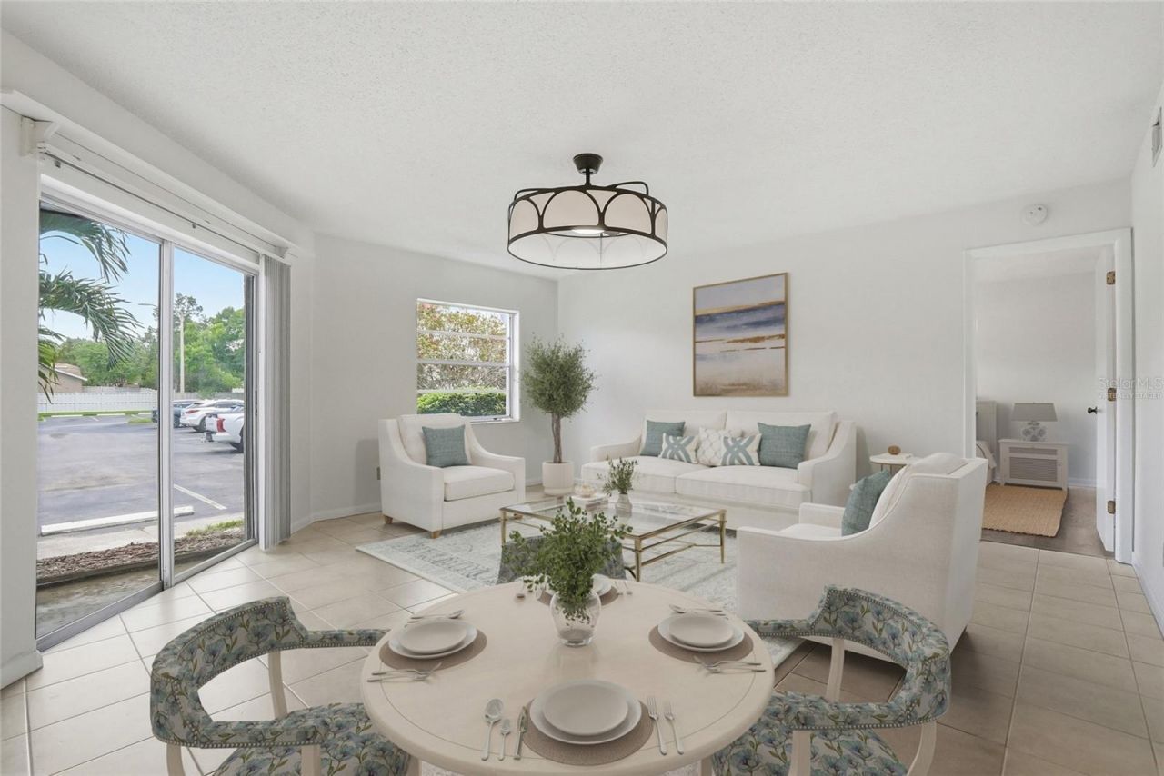 500 Santa Cruz Place Ne, Unit D, Saint Petersburg, FL 33703 Photo