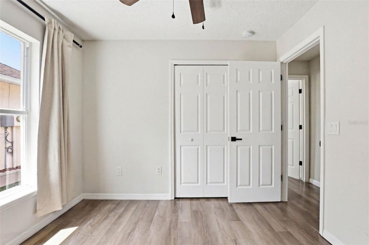 5916 Lake Front Drive , Wesley Chapel, FL 33545 Photo