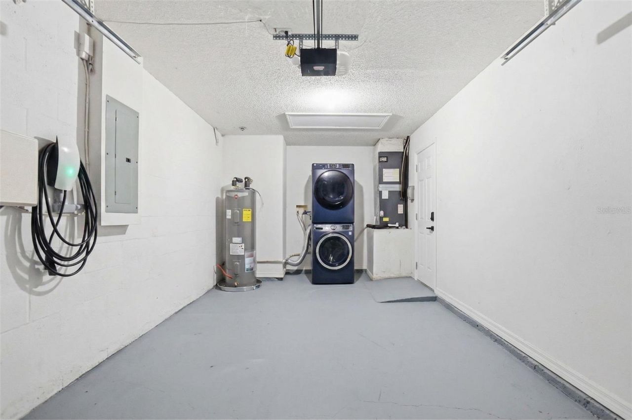 5916 Lake Front Drive , Wesley Chapel, FL 33545 Photo