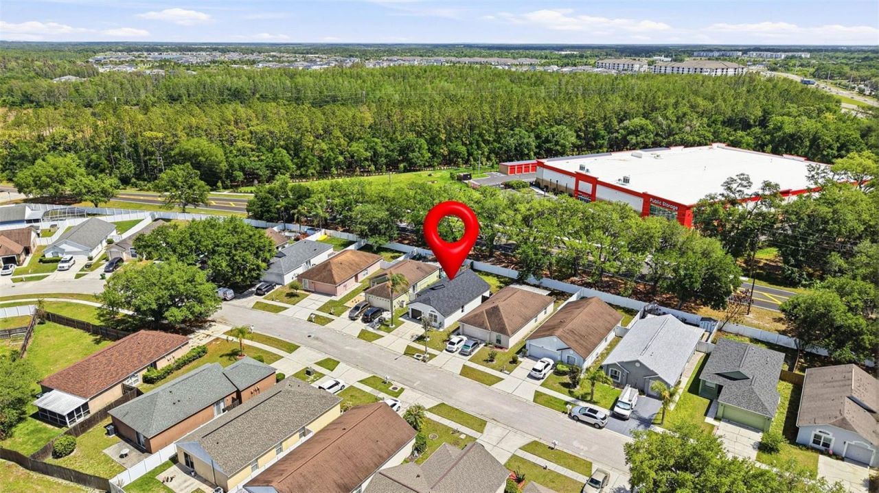 5916 Lake Front Drive , Wesley Chapel, FL 33545 Photo