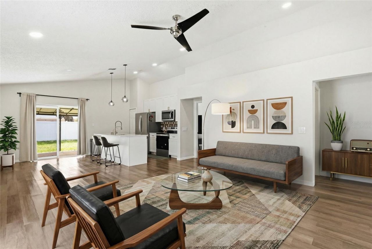 5916 Lake Front Drive , Wesley Chapel, FL 33545 Photo