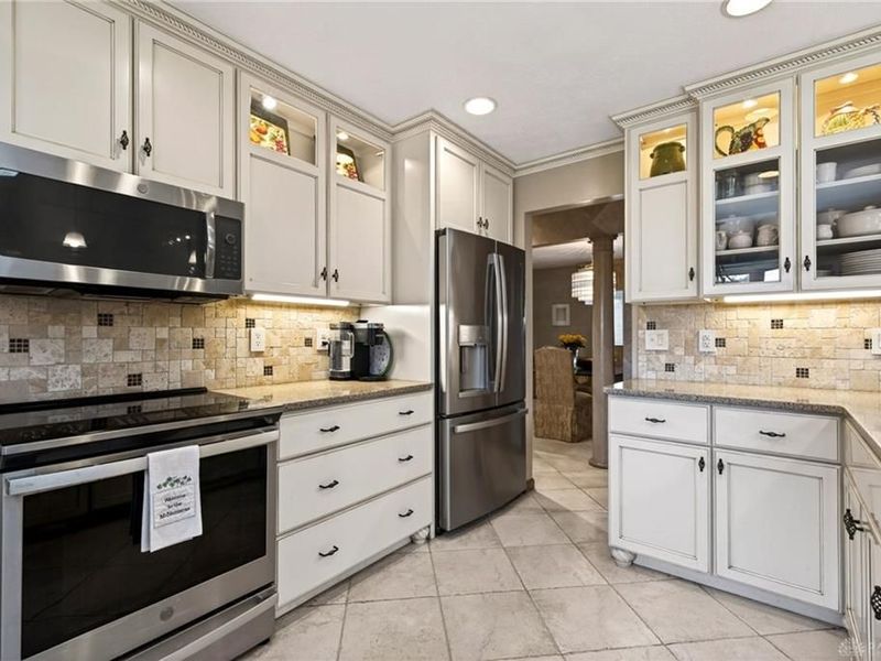 2131 Pelwood Drive, Centerville, OH 45459 Photo 9