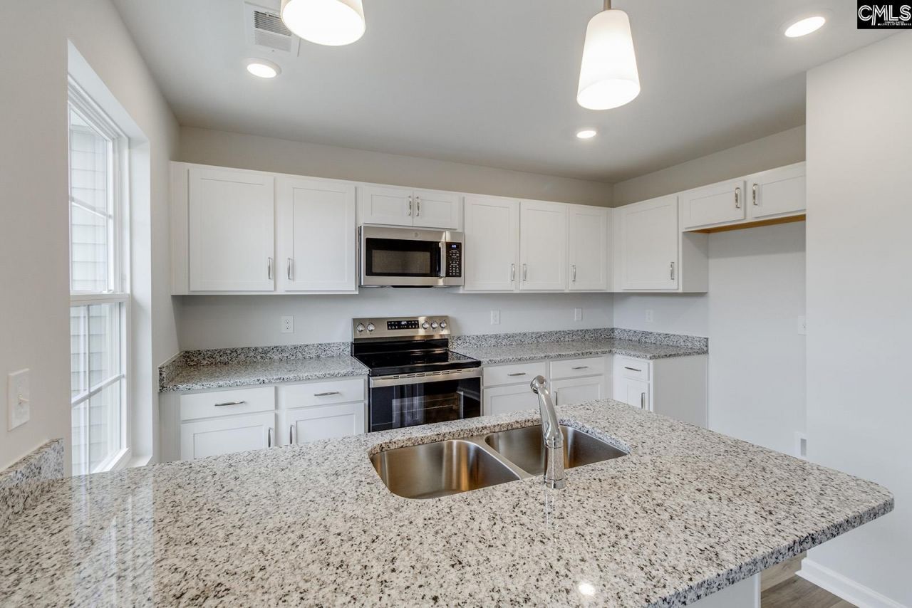 3048 Harborview Drive Photo 11
