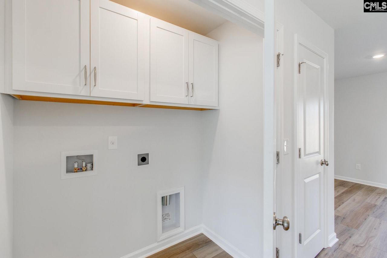 3048 Harborview Drive Photo 12