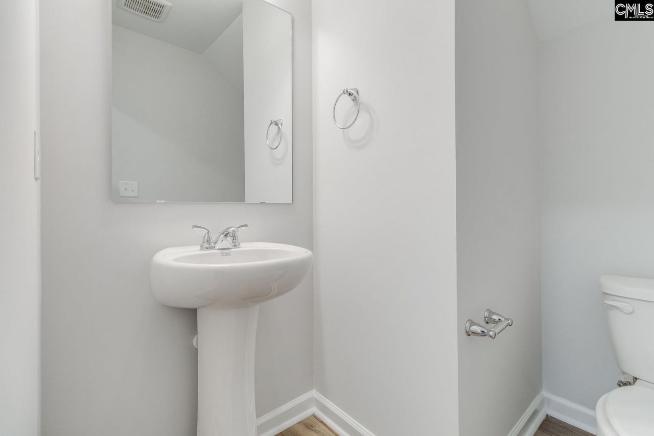 3048 Harborview Drive Photo 13