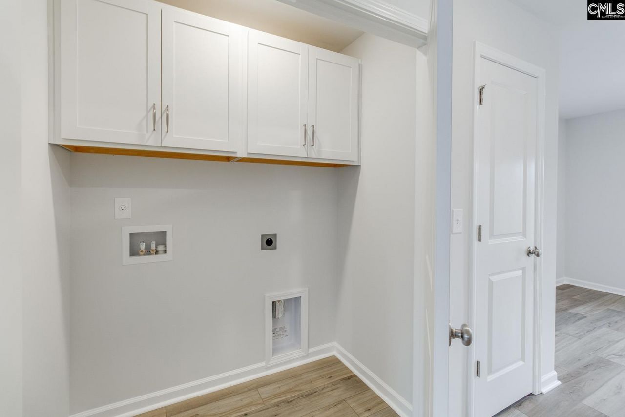 3048 Harborview Drive Photo 14