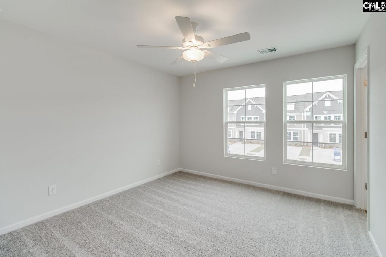 3048 Harborview Drive Photo 15