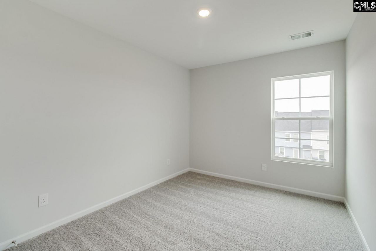 3048 Harborview Drive Photo 22