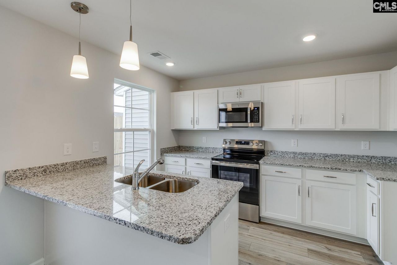 3048 Harborview Drive Photo 8