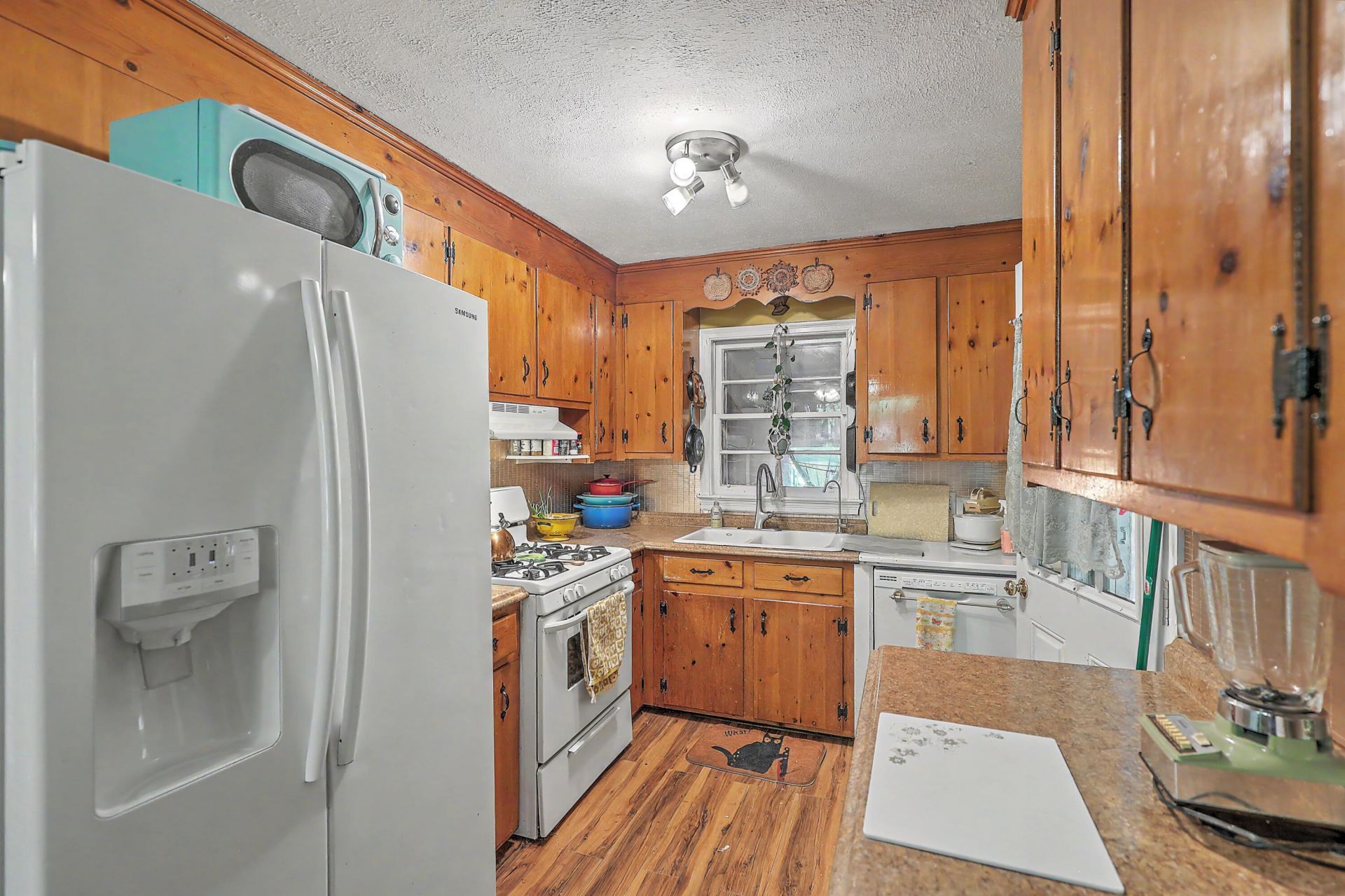 2762 Mawood Avenue Photo 18