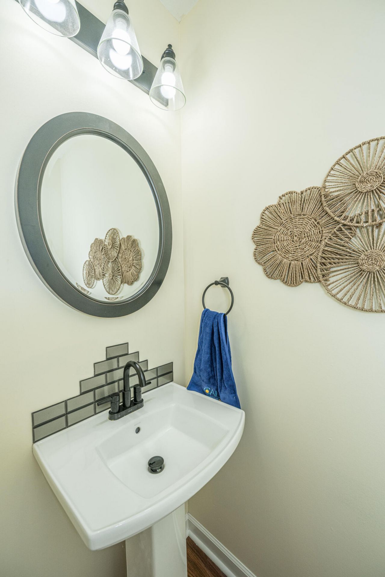 264 Fair Sailing Road Photo 12