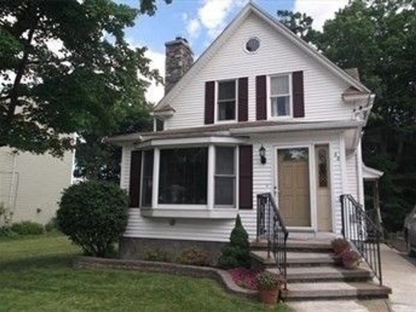 44 Pine Hill Rd, Worcester, MA 01604