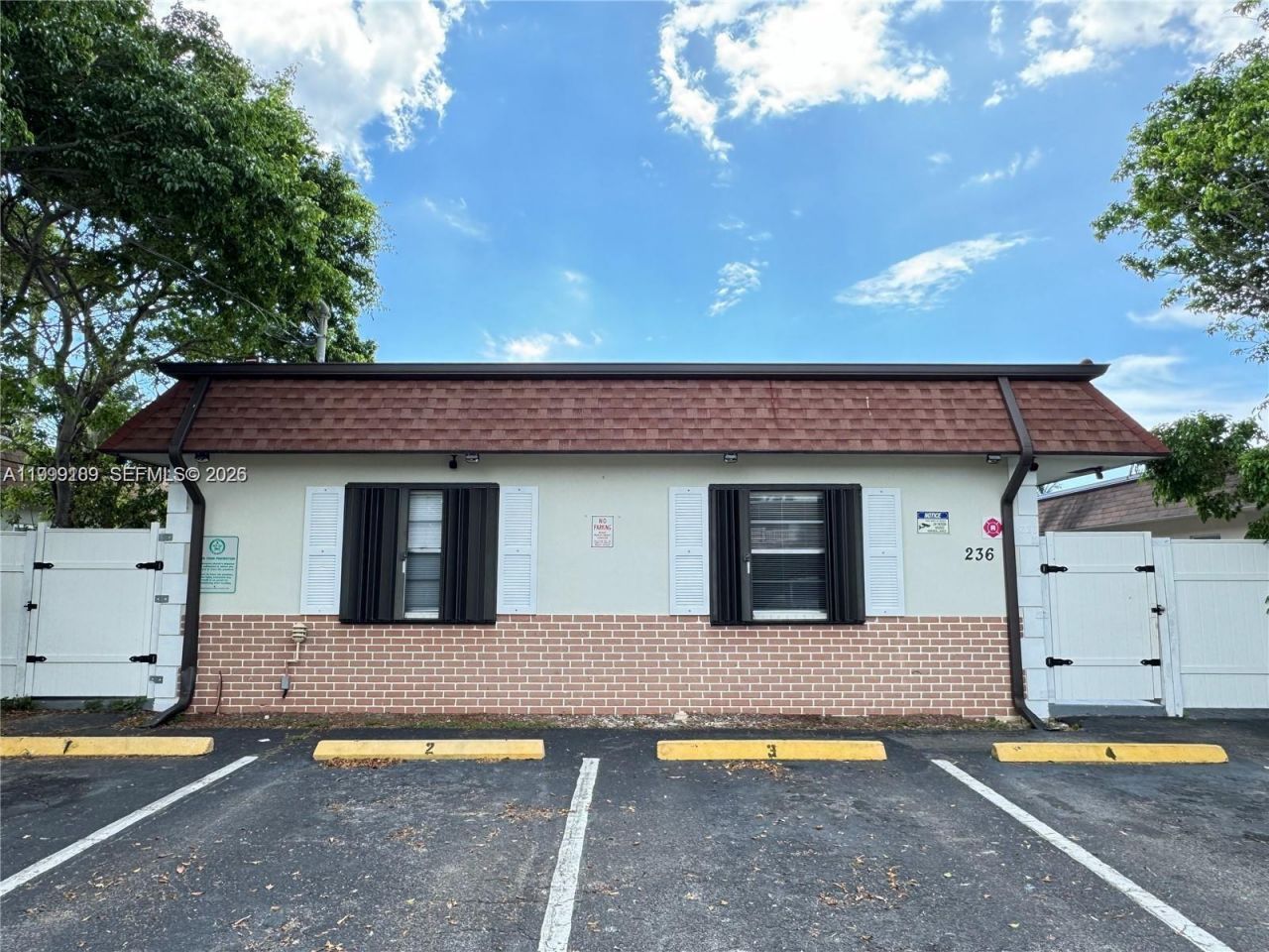 236 SE 9th Ave, Unit 1, Pompano Beach, FL 33060 Main Photo