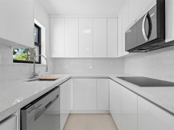 4520 SW 33rd Dr, West Park, FL 33023