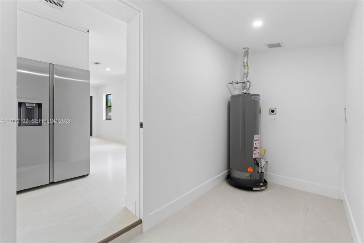 4520 SW 33rd Dr, West Park, FL 33023 Photo