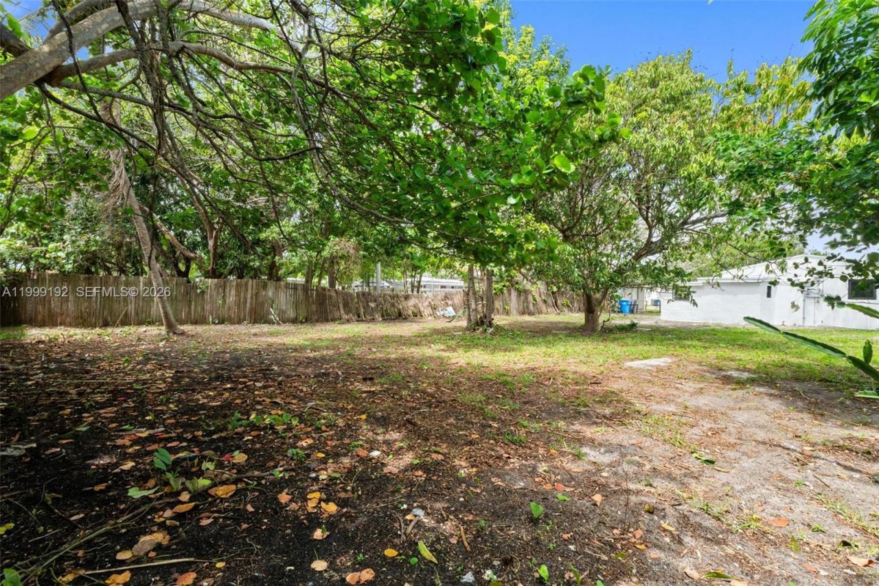 4520 SW 33rd Dr, West Park, FL 33023 Photo