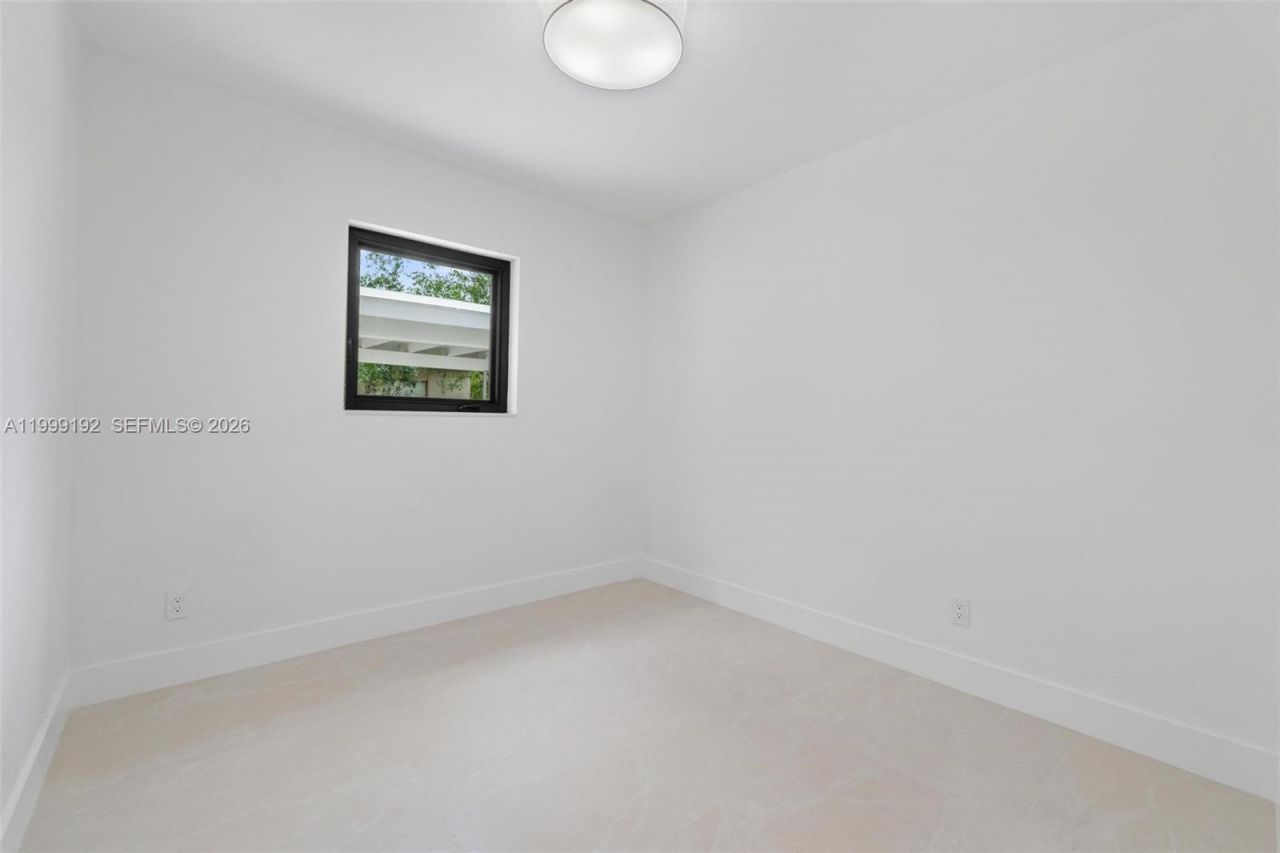 4520 SW 33rd Dr, West Park, FL 33023 Photo