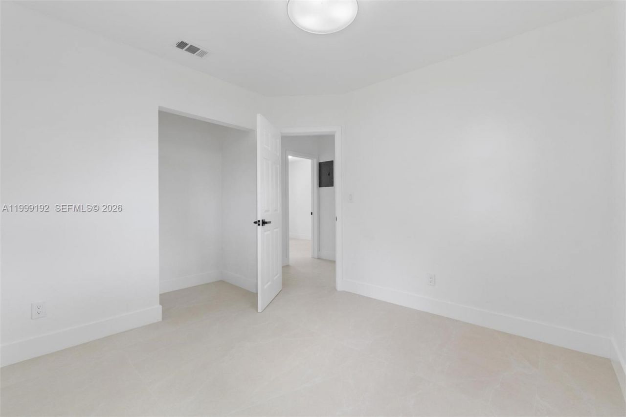 4520 SW 33rd Dr, West Park, FL 33023 Photo