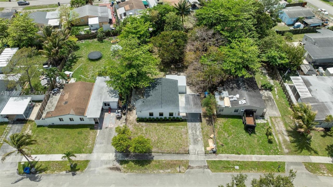 4520 SW 33rd Dr, West Park, FL 33023 Photo